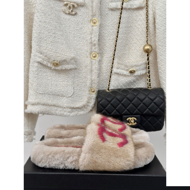 Ch*el slippers